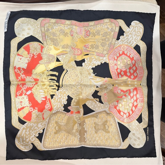 EUC HERMES Carre 90 Scarf "ART De STEPPES" Silk - Picture 4 of 5